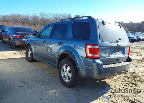 2012 Ford Escape Xlt z USA, uszkodzony, nr VIN 1FMCU0D7XCKB19168